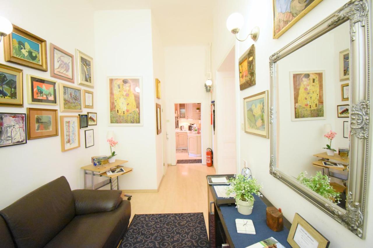 זאגרב Donos Art Apartment מראה חיצוני תמונה
